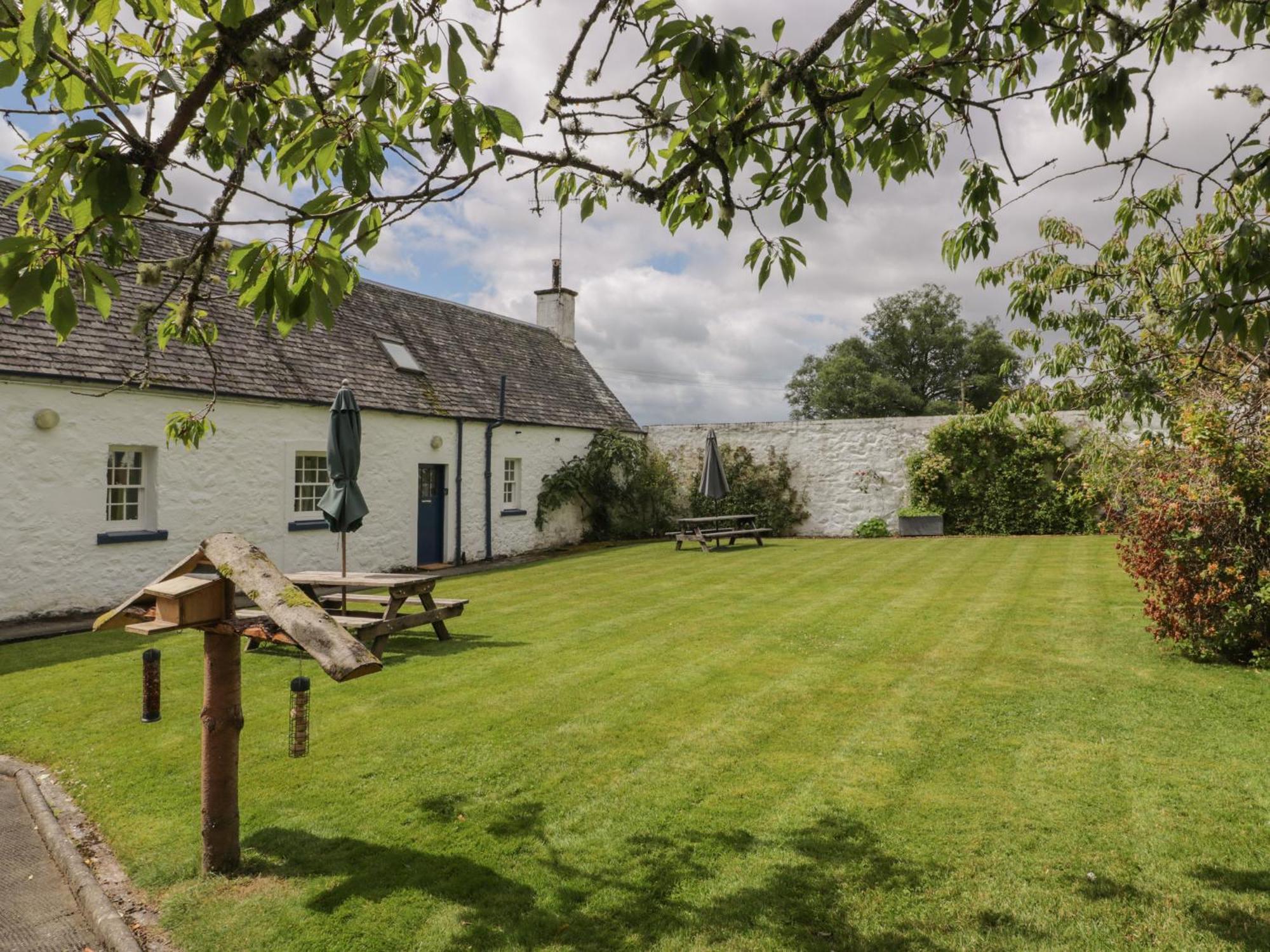 Fordie South Cottage Crieff Exterior photo