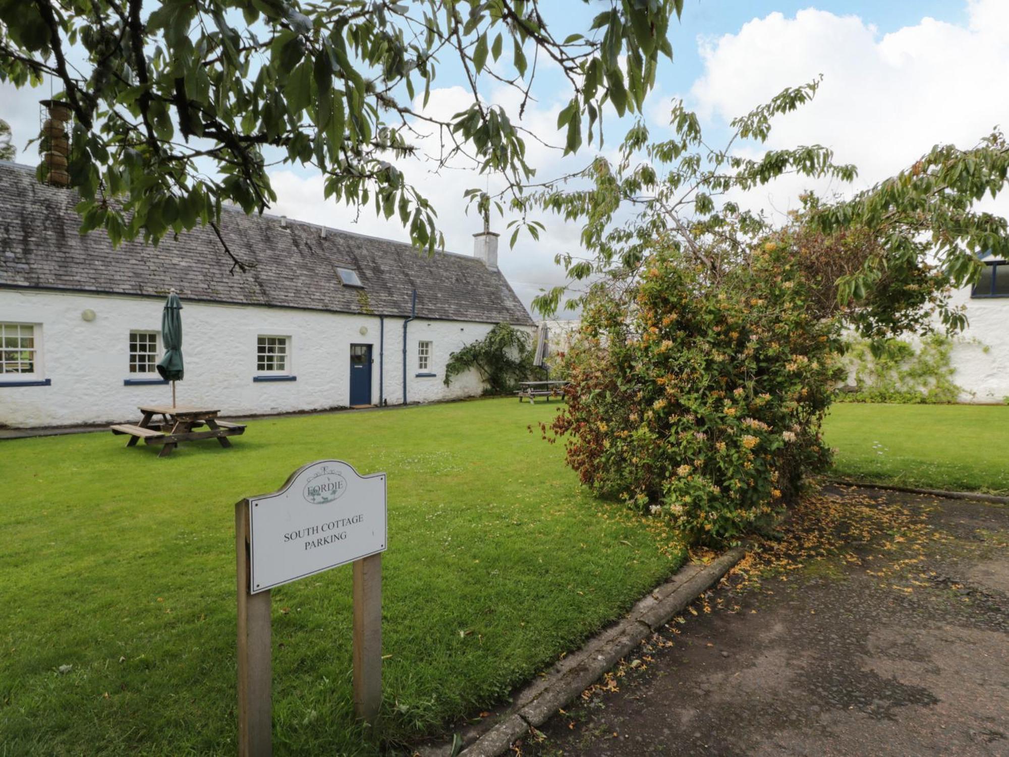 Fordie South Cottage Crieff Exterior photo